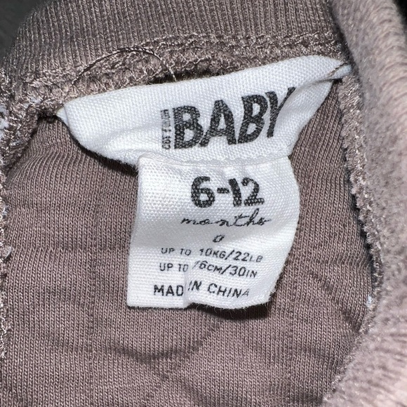 Cotton On Baby outfit 6-12 months - Picture 2 of 4